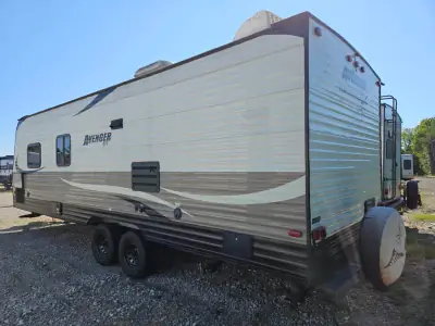 2016 Prime Time Avenger 26BB photo 5