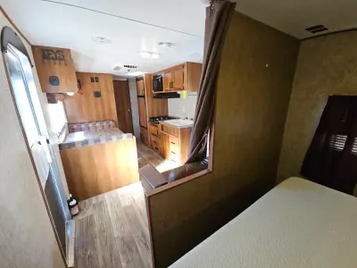 2016 Prime Time Avenger 26BB photo 11