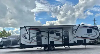 2015 Vengeance By Forest River Vengence Super Sport FW TH 320A photo 26