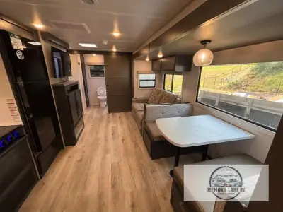 2027 Forest River Surveyor Grand Surveyor 267 RBSS photo 11