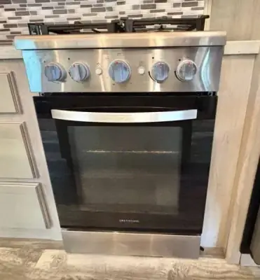 2022 Sandpiper By Forest River Sandpiper Luxury FW 321RL photo 19