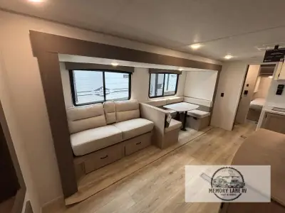 2027 Coachmen COACHMEN RV CLIPPER 282TQS photo 14
