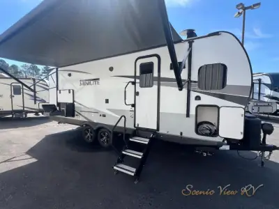 2023 Forest River Rockwood Mini Lite 2506S photo 3