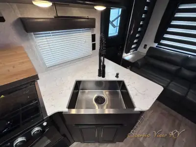2022 Forest River Cherokee Grey Wolf 23MK photo 24