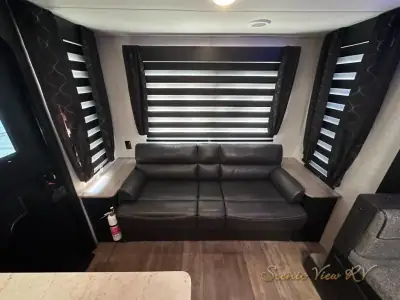 2022 Forest River Cherokee Grey Wolf 23MK photo 27