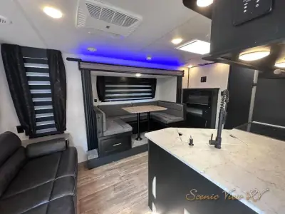 2022 Forest River Cherokee Grey Wolf 23MK photo 19