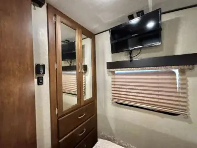 2019 Grand Design Reflection 150 FW 295RL photo 27