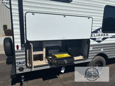 2027 Coachmen Coachmen Clipper 18BH photo 4