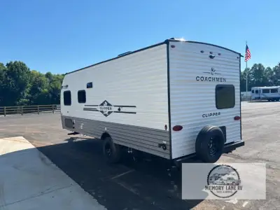 2027 Coachmen Coachmen Clipper 18BH photo 8