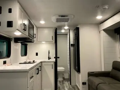 2026 Jayco JAY FLIGHT SLX 180LK photo 8