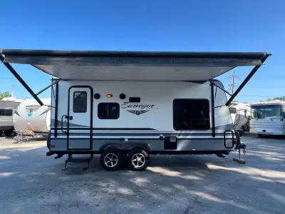 2019 Forest River 192 photo 2