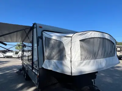 2019 Forest River 192 photo 9