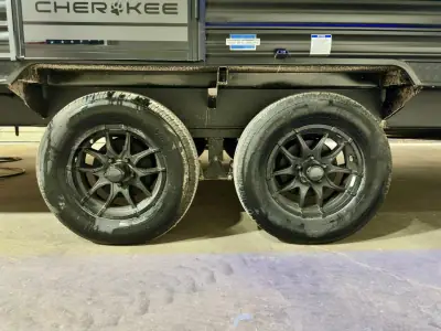 2027 Forest River Cherokee Grey Wolf 27LH photo 36