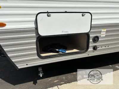 2027 Coachmen Coachmen Clipper 18BH photo 9