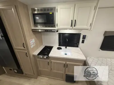 2027 Coachmen Coachmen Clipper 18BH photo 11