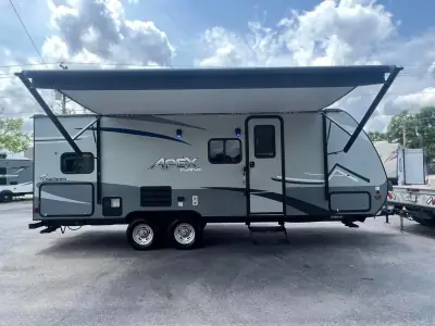 2019 Coachman Apex 208BHS