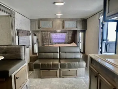 2019 Coachman Apex 208BHS photo 12