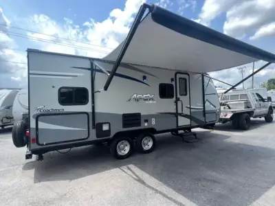 2019 Coachman Apex 208BHS photo 2