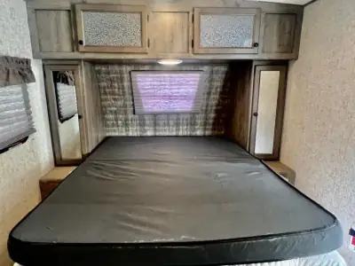 2019 Coachman Apex 208BHS photo 22