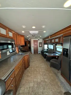 2009 Winnebago Itasca Horizon 40TD photo 34