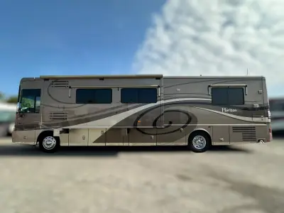 2009 Winnebago Itasca Horizon 40TD photo 4
