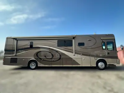 2009 Winnebago Itasca Horizon 40TD photo 16