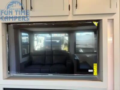 2027 K-Z CONNECT C302FBK photo 23