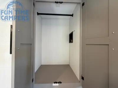 2027 K-Z CONNECT C302FBK photo 39