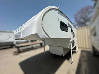 2017 Lance 650 photo 4