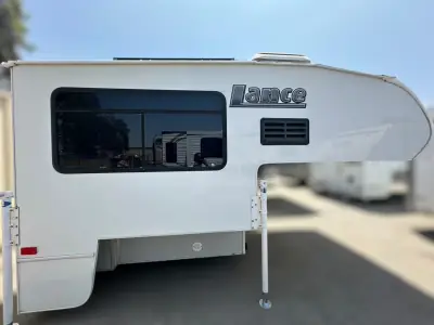 2017 Lance 650 photo 8