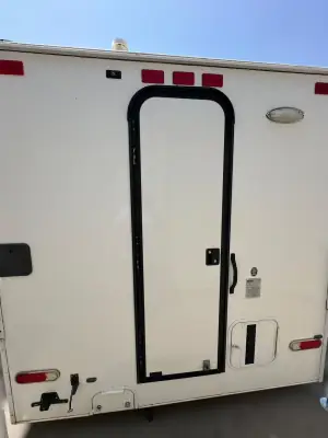 2017 Lance 650 photo 6