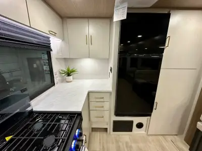 2027 Forest River Vibe 2600RK photo 15