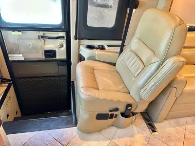 2011 Holiday Rambler 40PBT photo 18