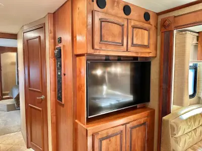 2011 Holiday Rambler 40PBT photo 26
