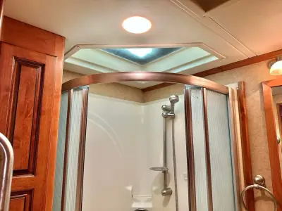 2011 Holiday Rambler 40PBT photo 29