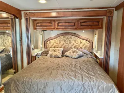 2011 Holiday Rambler 40PBT photo 32