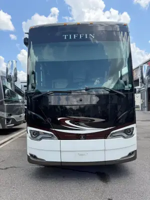 2021 Tiffin Motorhomes Allegro Bus 40 IP photo 2