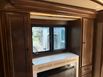2021 Tiffin Motorhomes Allegro Bus 40 IP photo 22