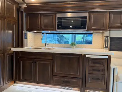 2021 Tiffin Motorhomes Allegro Bus 40 IP photo 16