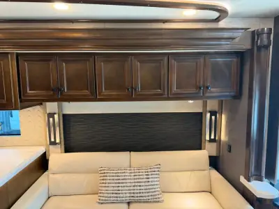 2021 Tiffin Motorhomes Allegro Bus 40 IP photo 11