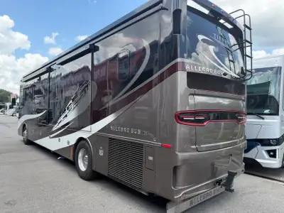 2021 Tiffin Motorhomes Allegro Bus 40 IP photo 4