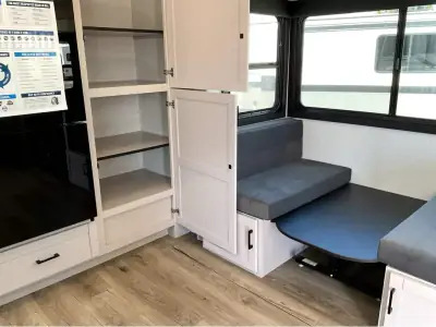2026 Jayco Jay Feather 30RKB photo 15