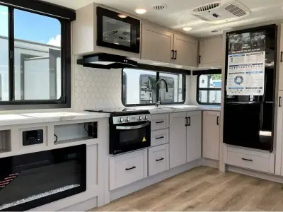 2026 Jayco Jay Feather 30RKB photo 6