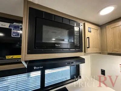 2027 Forest River Flagstaff Micro Lite 22LKS photo 28
