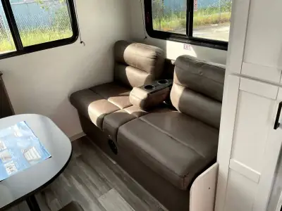 2026 Jayco Jay Flight SLX 210QB photo 12