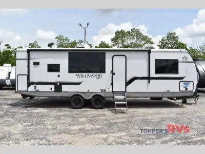 2026 Forest River Wildwood Heritage Glen Hyper-Lyte 28RKHL photo 3