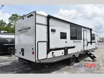 2026 Forest River Wildwood Heritage Glen Hyper-Lyte 28RKHL photo 4