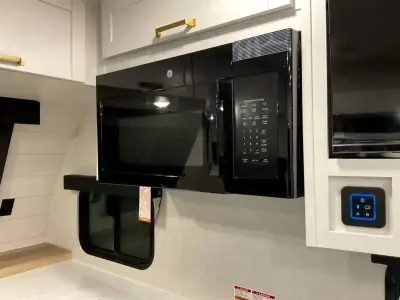 2026 Jayco Eagle HT 265FKDS photo 13