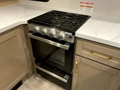 2026 Jayco Eagle HT 265FKDS photo 14