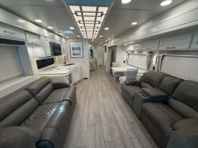 2023 Entegra Coach Aspire 40P photo 7